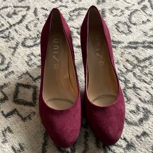Maroon heels